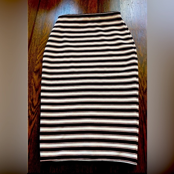 Lovers + Friends Boho Striped Pencil Skirt Size S - Picture 1 of 5